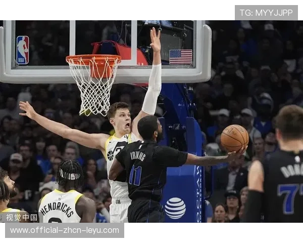 东契奇制造错位，达拉斯独行侠完全掌控